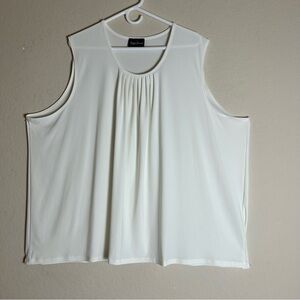 Maggie Barnes Top Women’s Plus Size 3X Cream Sleeveless Pleats Stretchy Tank